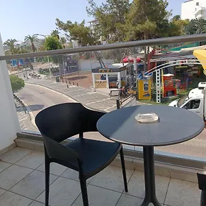 georgia-hotel-apartments.protaras-cy-hotels.com/